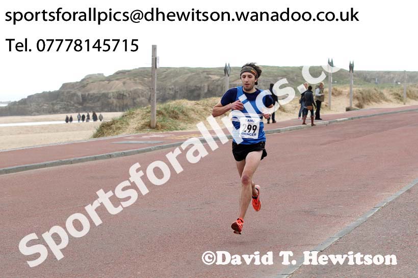 Sand Dancer Race, South Shields. Photo: David T. Hewitson/Sports for All Pics